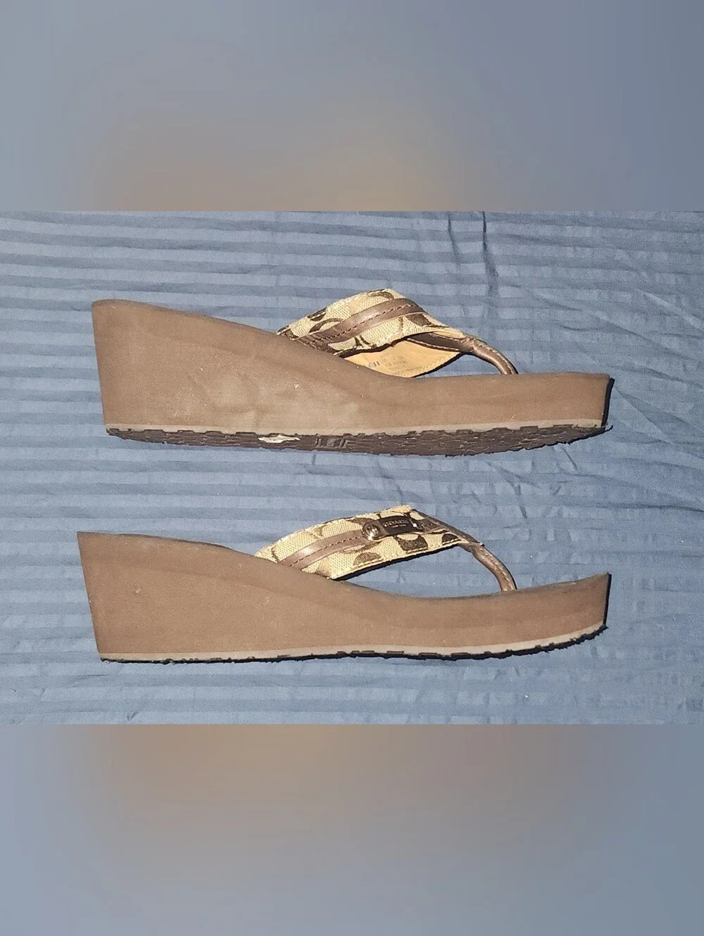 COACH Brown Signature Canvas Thong Sandals Size 8.5